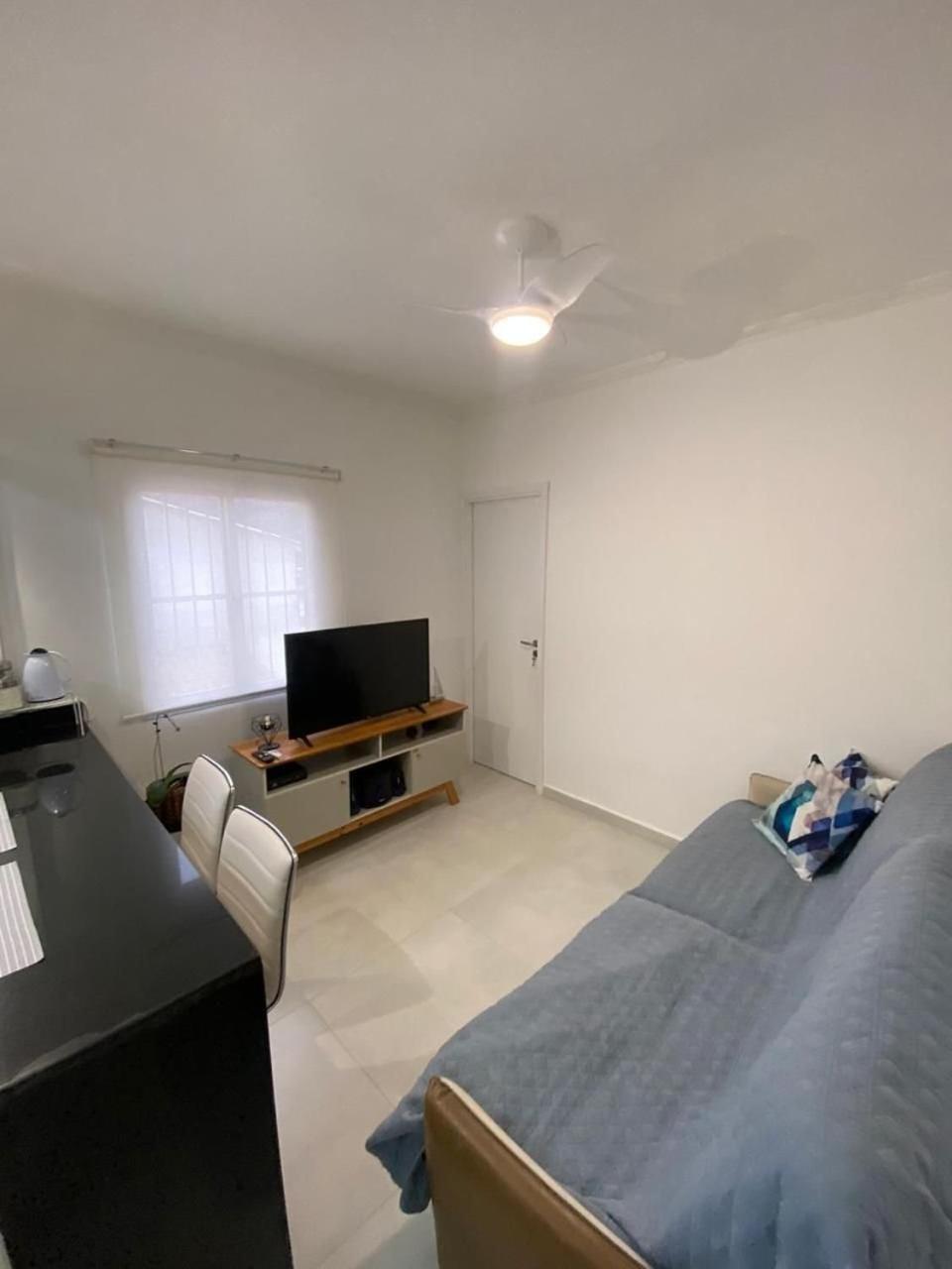 Canto Forte- Suite C/Varanda - Ate 5 Hospedes- Garagem - Wi Fi E 200 Metros Da Praia, 50 Metros Da Av Gastronomica Da Pg Praia Grande  Zewnętrze zdjęcie