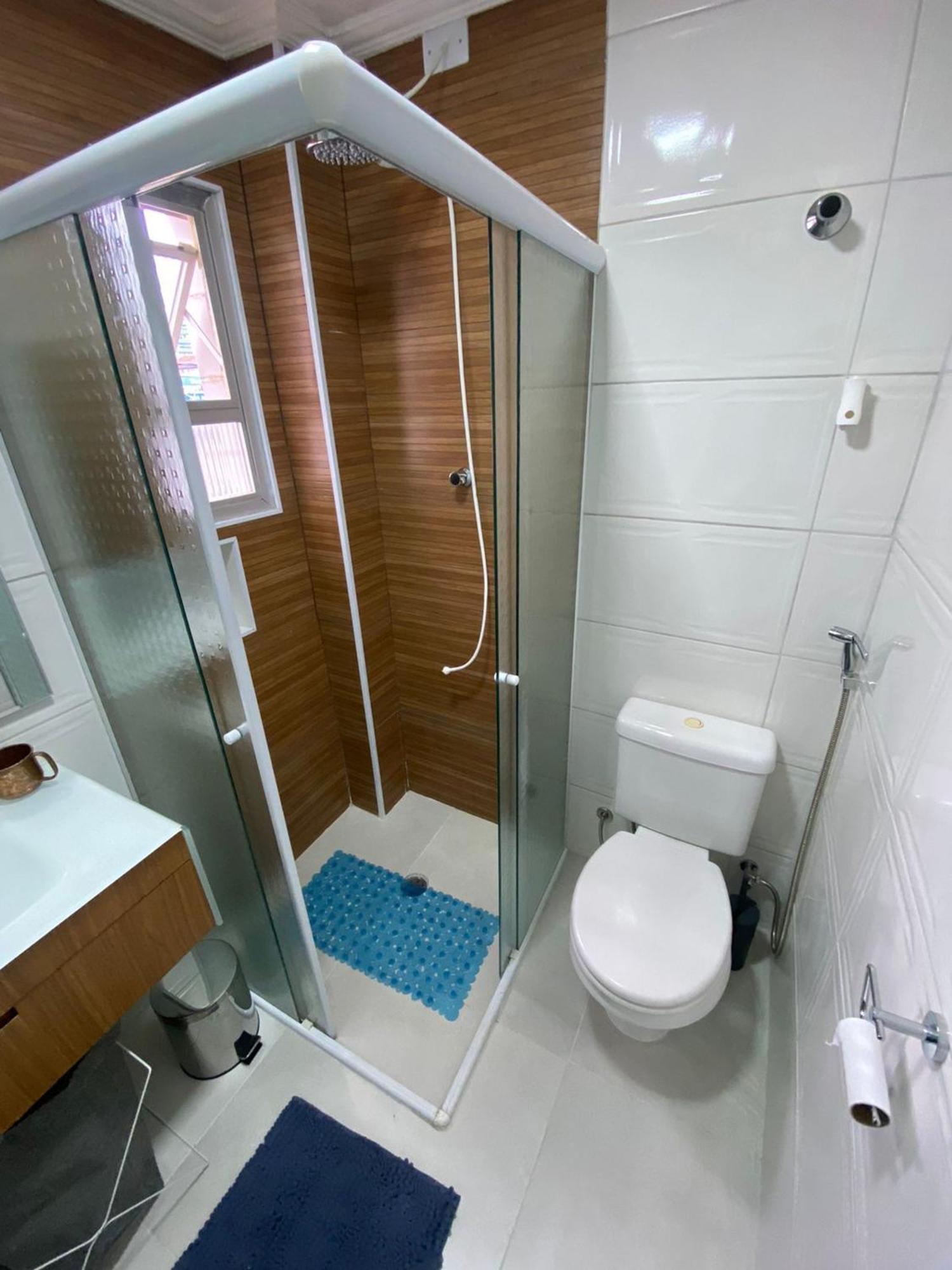 Canto Forte- Suite C/Varanda - Ate 5 Hospedes- Garagem - Wi Fi E 200 Metros Da Praia, 50 Metros Da Av Gastronomica Da Pg Praia Grande  Zewnętrze zdjęcie