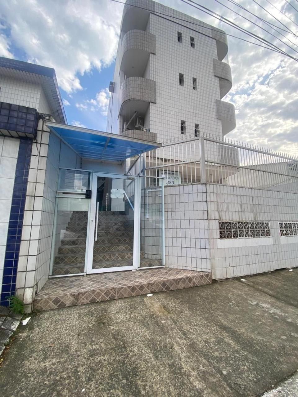 Canto Forte- Suite C/Varanda - Ate 5 Hospedes- Garagem - Wi Fi E 200 Metros Da Praia, 50 Metros Da Av Gastronomica Da Pg Praia Grande  Zewnętrze zdjęcie